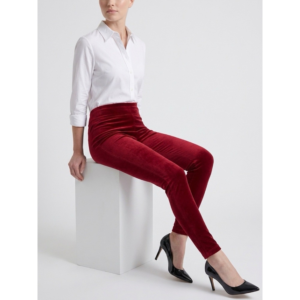 (5/b48)N.C. International Concepts' skinny pants Mid Rise Velvet Size 0